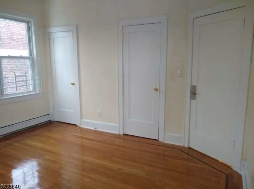 Building Photo - 326 Field Pl