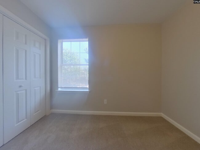 Building Photo - 116 Megan Ln