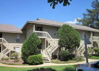 Building Photo - SEA CLIFF CONDOS
