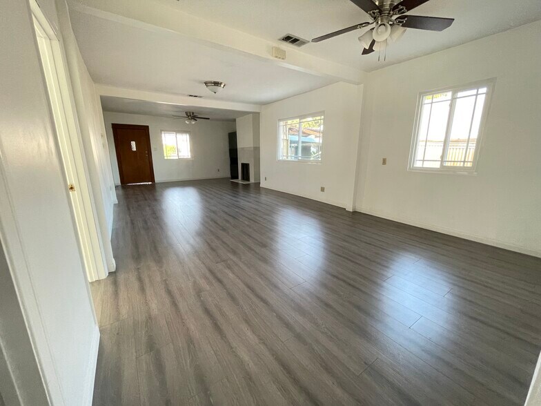 Building Photo - 3831 Drysdale Ave