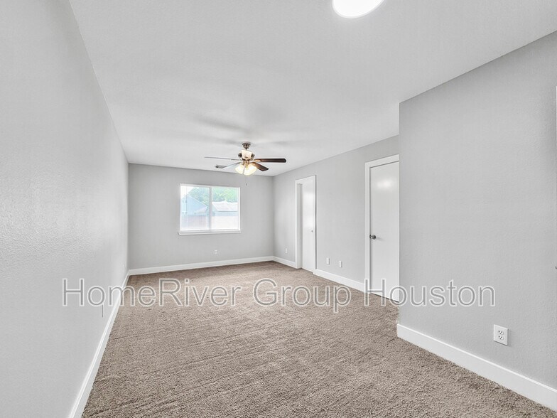 Building Photo - 17014 Port O Call St