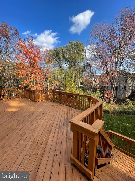 Building Photo - 7659 Shuttington Dr