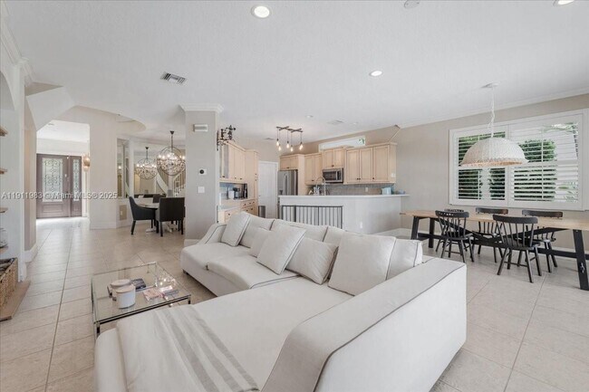 Building Photo - 5235 SW 171st Ave