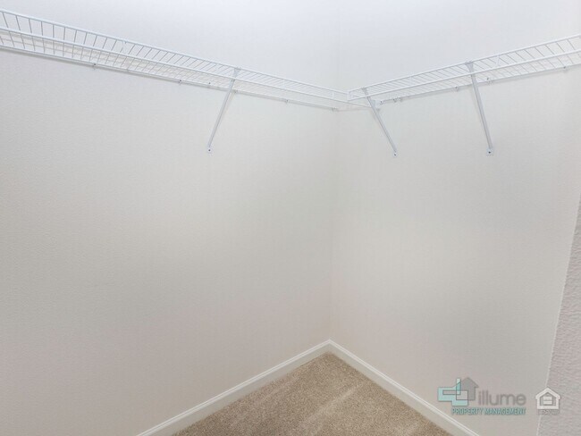 Building Photo - 3691 SW 209th Ave