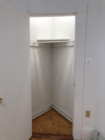 Building Photo - 56 Portsmouth St