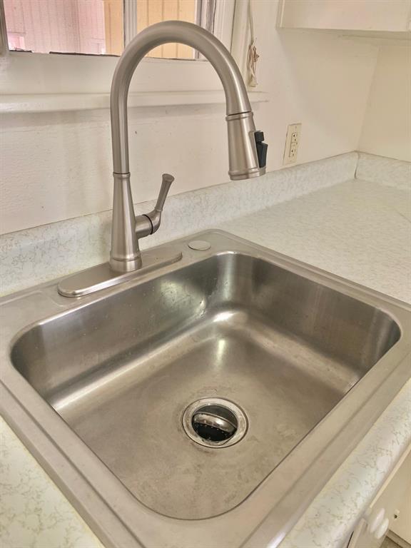 Building Photo - 1505 Ruth Ave