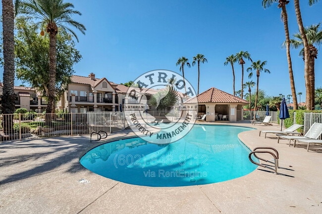 Building Photo - 9708 E Vía Linda