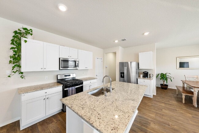 Building Photo - Welcome to Your New Chapter! Enjoy Free Rent, Ask Us How!