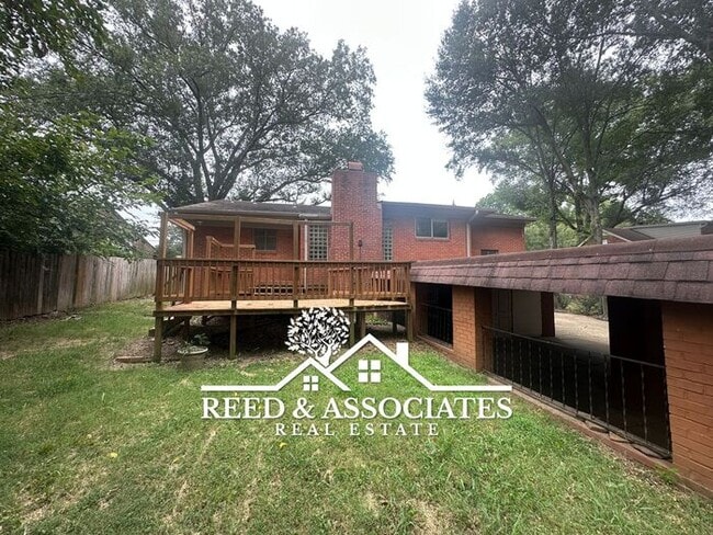 Building Photo - Spacious 3-Bedrooms in White Station School District!