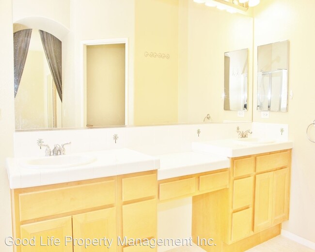 Building Photo - 3 br, 2.5 bath House - 16924 Abundante St