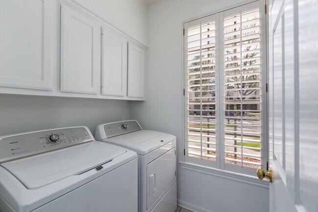 Building Photo - 5102 Natural Bridge Dr