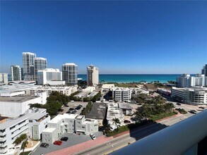 Building Photo - 6770 Indian Creek Dr