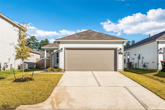 Building Photo - 16215 Globetrotter Ct