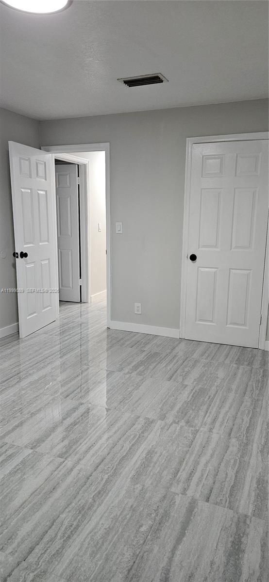 Building Photo - 1408 SW 9th Ave