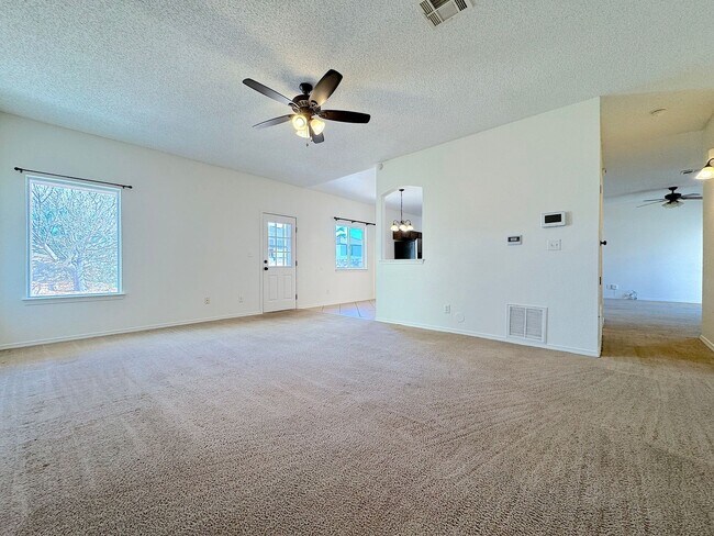 Building Photo - 11028 Acoma St