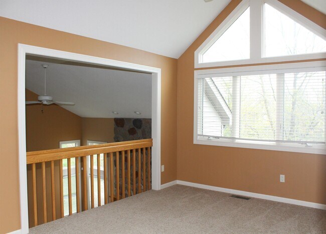 Building Photo - 1114 Pathfinder Cove