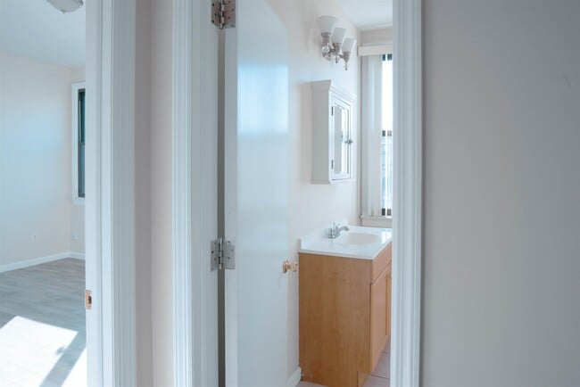 Building Photo - 4000 Bergenline Ave