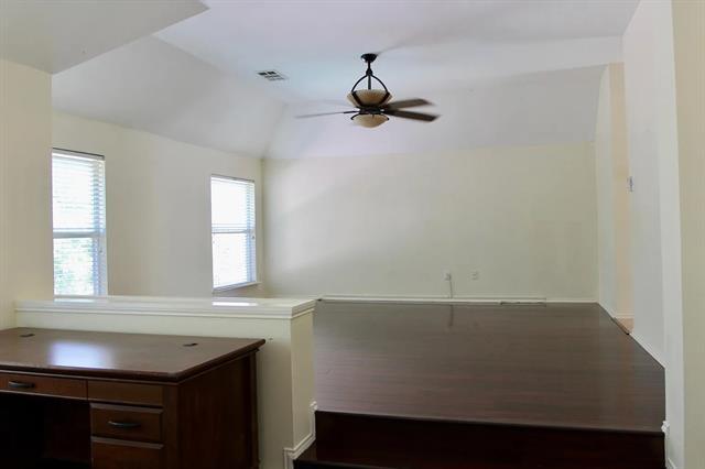 Building Photo - 1113 Larkspur Dr