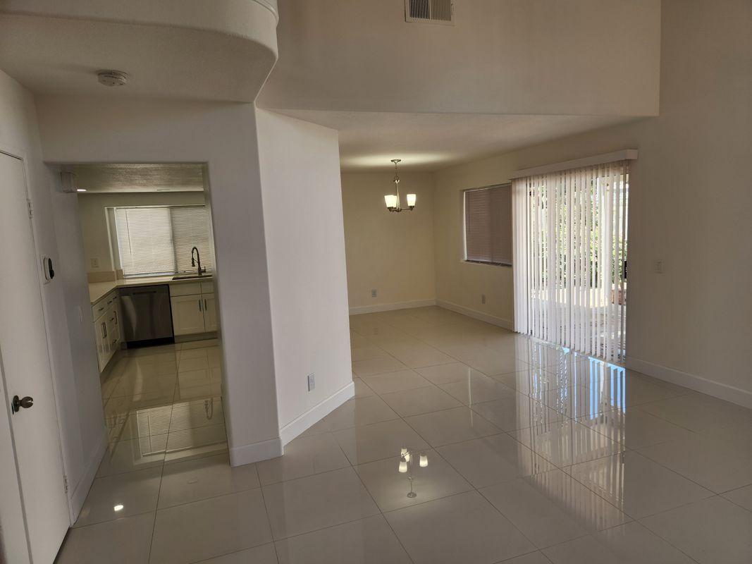 Building Photo - 13079 Winterpark Way
