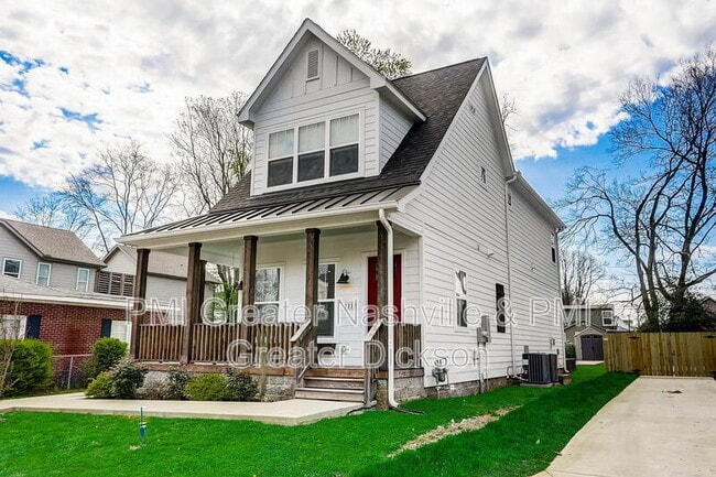 Building Photo - 1113 Park St