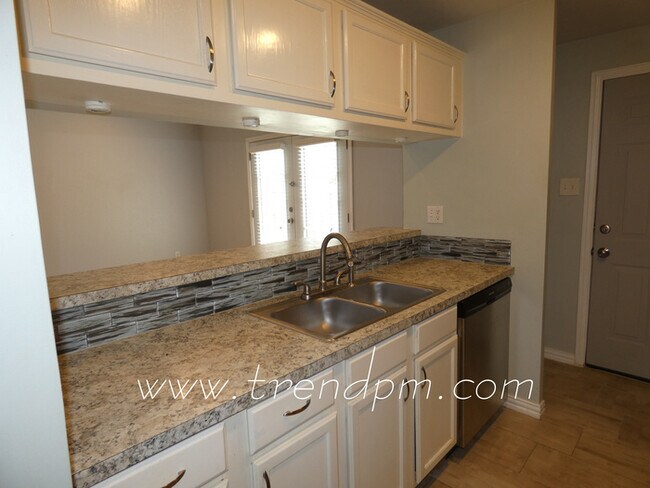 Building Photo - 3800 Flintwood Trail