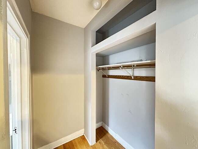 Building Photo - 2832 N Burling