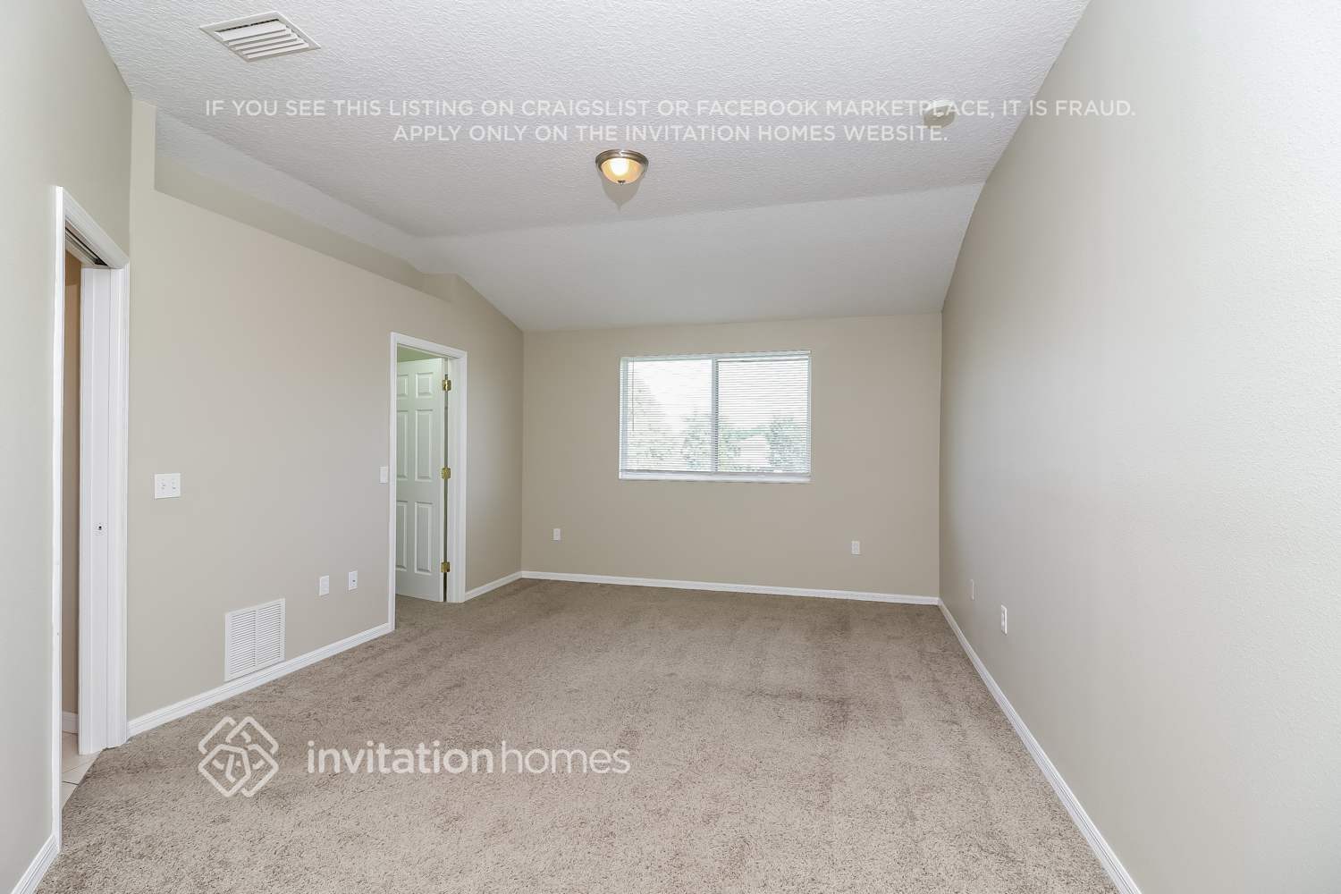 Building Photo - 6210 Blue Runner Ct