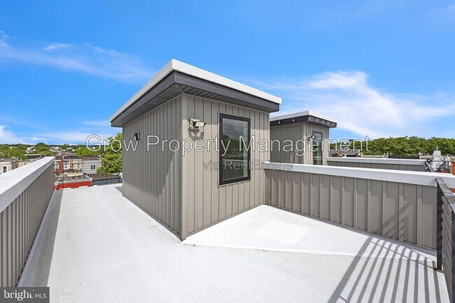 Building Photo - 1752 N Bailey St