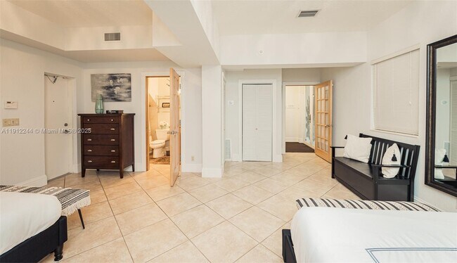 Building Photo - 302 Balboa St