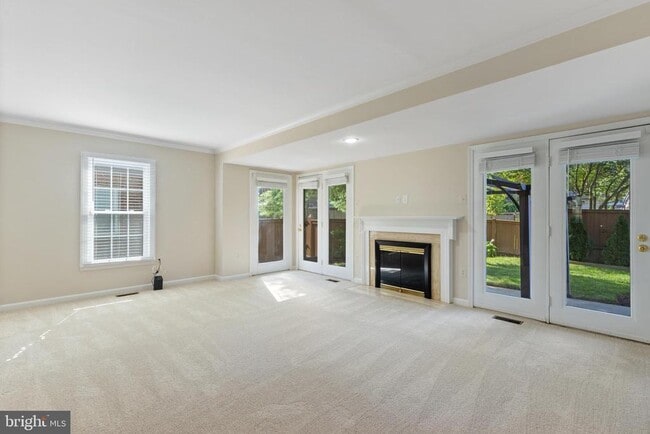 Building Photo - 208 Bristol Downs Dr