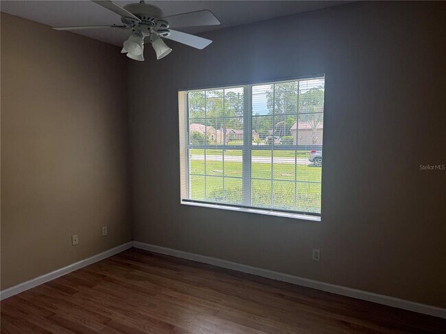 Building Photo - 18 Poinbury Dr