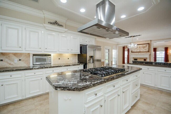 Building Photo - 17407 Widmore Pl