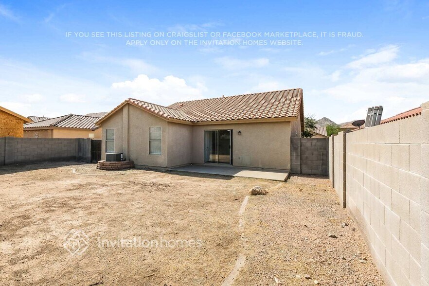 Building Photo - 114 E Beth Dr