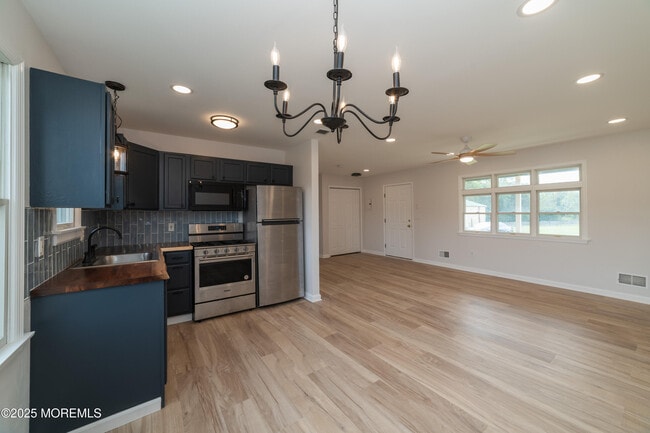 Building Photo - 631 Rte 524