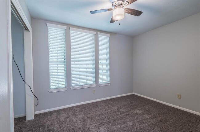 Building Photo - 14232 Reissen Ln
