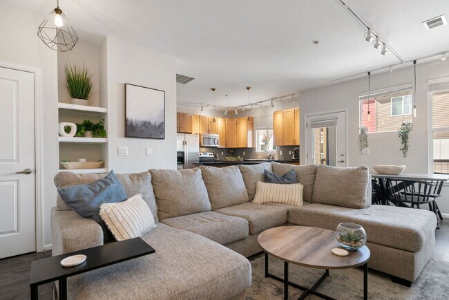 Building Photo - 11310 Colony Cir