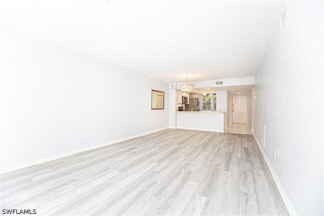 Building Photo - 290 Naples Cove Dr