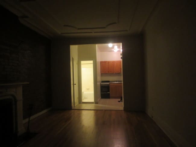 Building Photo - 328 E 55th St