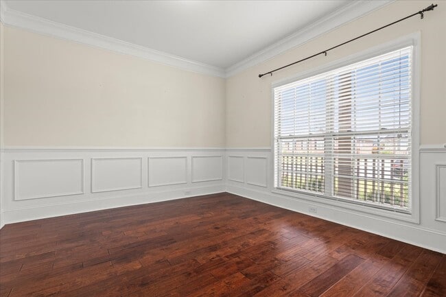 Building Photo - 1635 Lake Wateree Dr