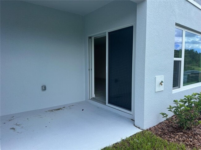 Building Photo - 274 Thompson Rd