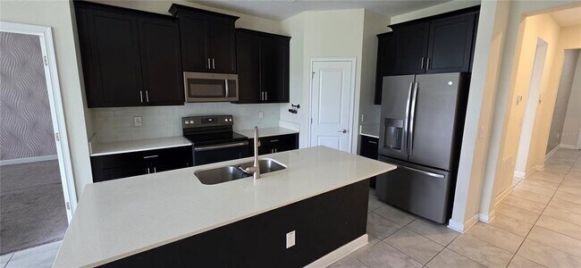 Building Photo - 3043 Beaver Creek Dr