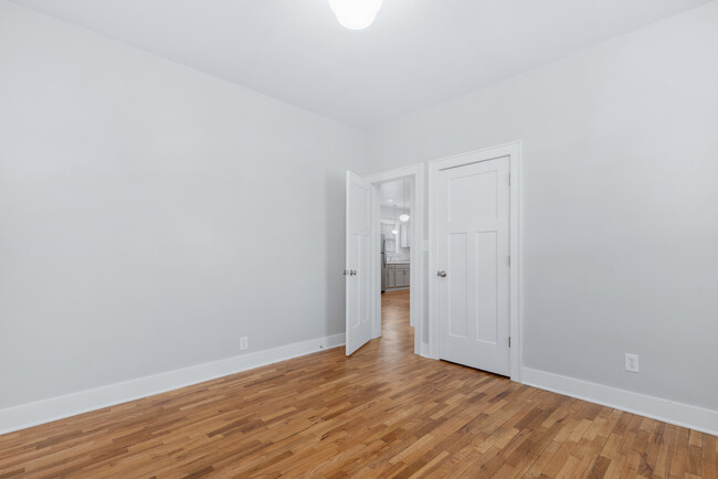 Building Photo - 620 Broadwater Ave