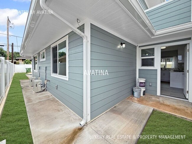 Building Photo - 811 20th Ave