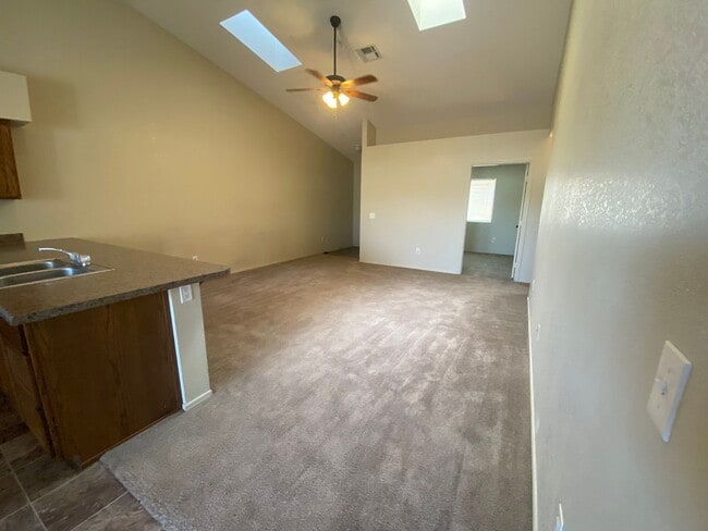 Building Photo - Sunset Mountain Villa rental