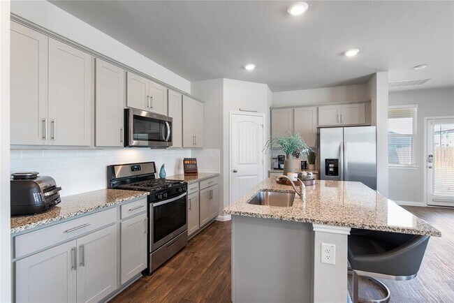 Building Photo - 633 Golden Grove Pkwy