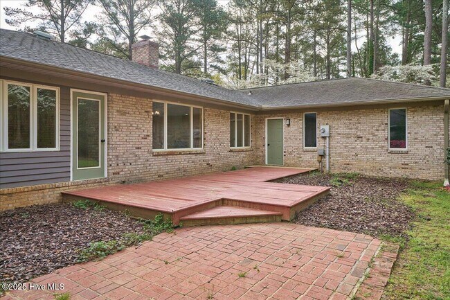 Building Photo - 40 Bogie Dr