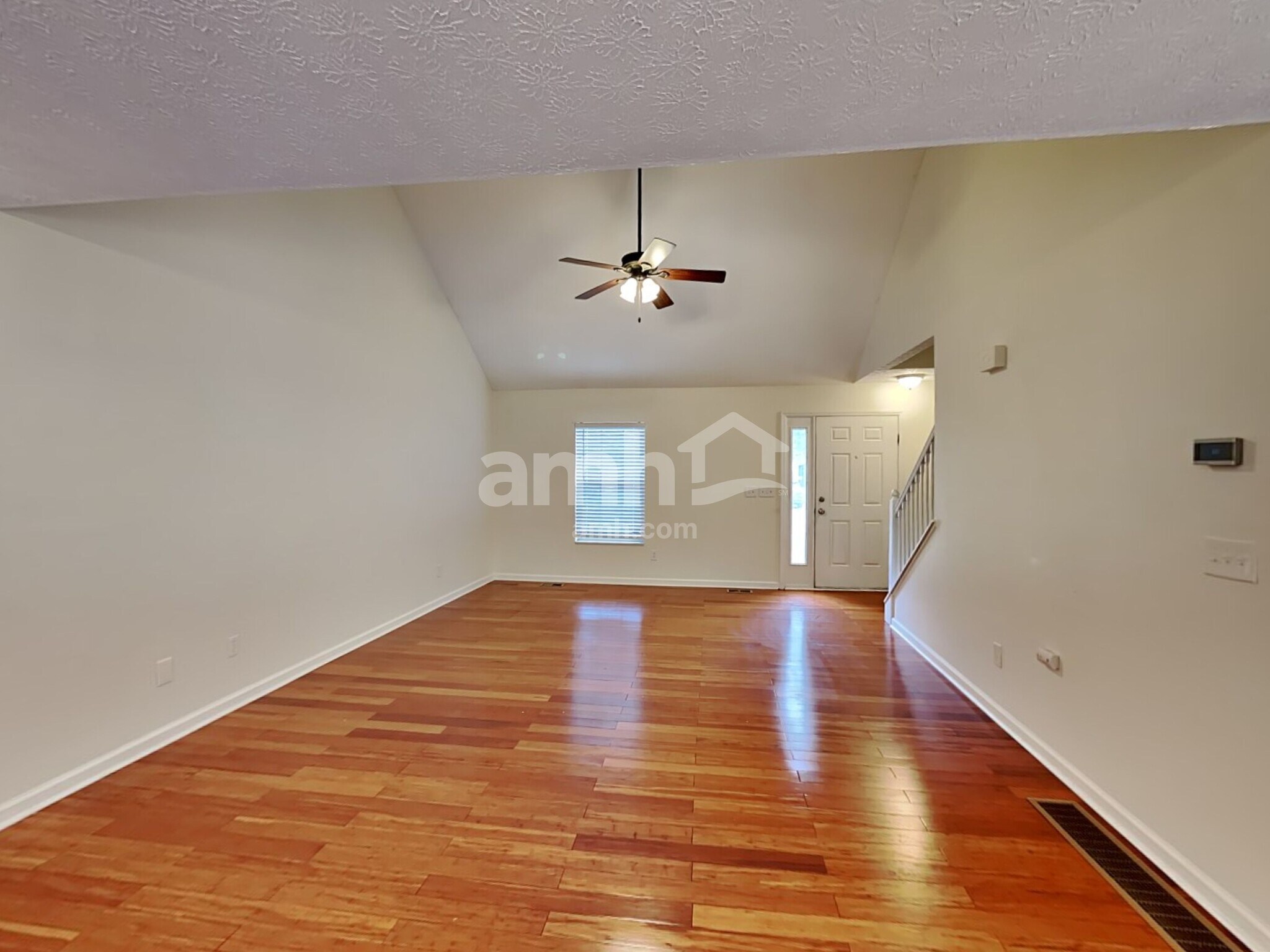 Building Photo - 640 Norfolk Square S