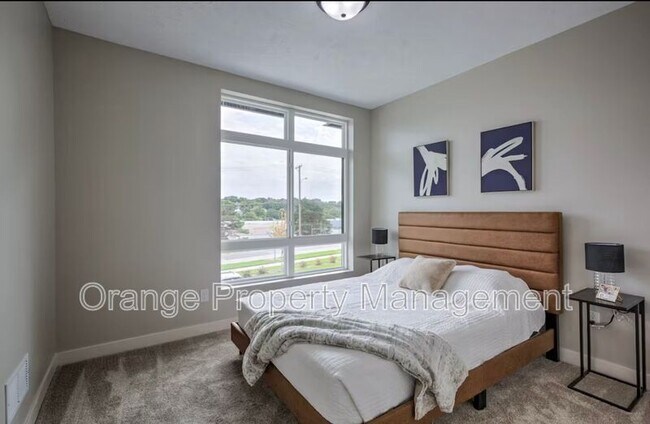 Building Photo - 630 N 46th St