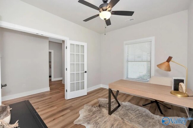 Building Photo - 10 Mountain Vis Cir