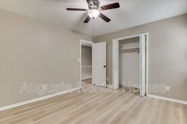 Building Photo - 454 Windtree Pl
